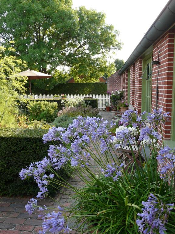 Bed and Breakfast Landgoedlogies Pabema Zuidhorn Экстерьер фото